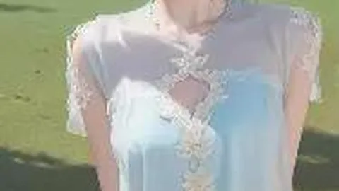 异父同根生，孟晚舟海外受困，异母妹姚安娜宣布踏入娱乐圈