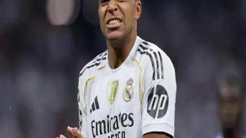 克洛普场边举牌，与蒂亚戈师徒再聚首